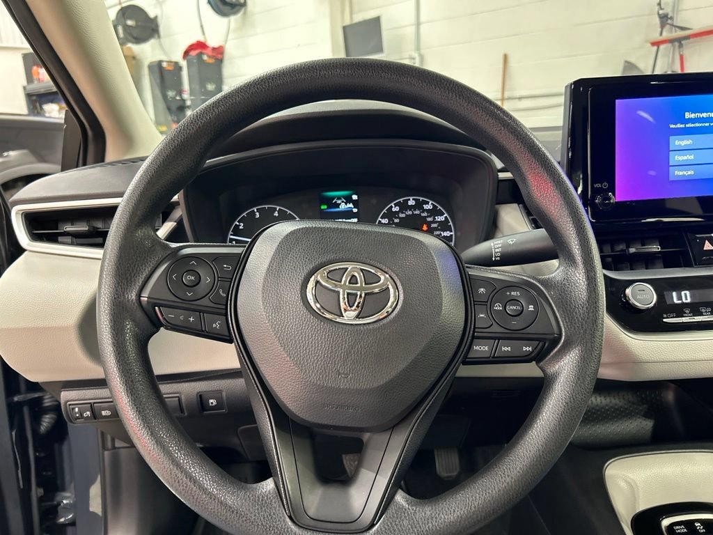 Used 2023 Toyota Corolla LE w/ LE Convenience Package FWD image 14