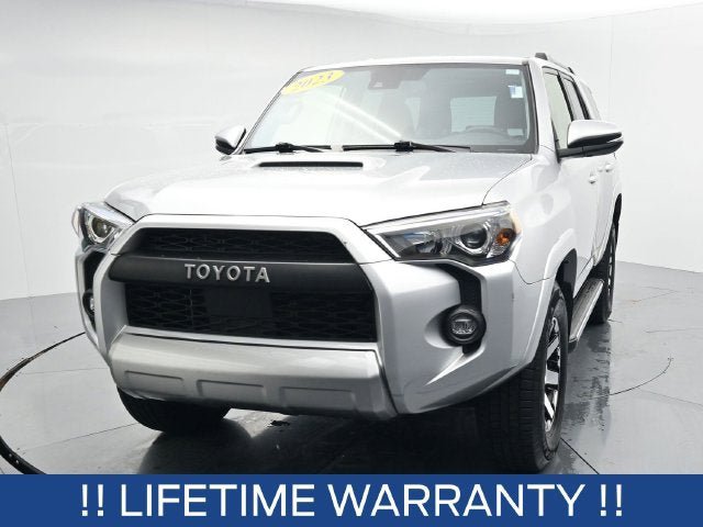 Used 2023 Toyota 4Runner TRD Off-Road Premium w/ Moonroof Package AWD/4WD image 3