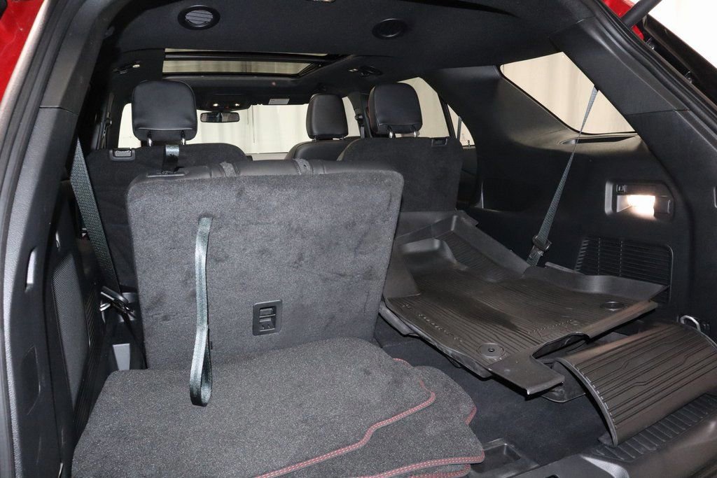 Certified 2024 Ford Explorer ST-Line w/ Class IV Trailer Tow Package image 18