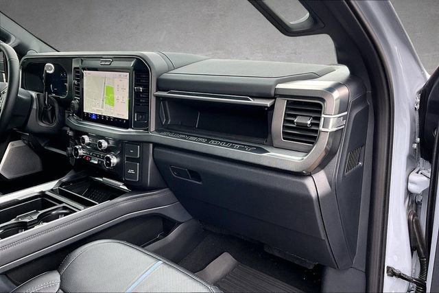 Certified 2025 Ford F250 Platinum w/ FX4 Off-Road Package image 15