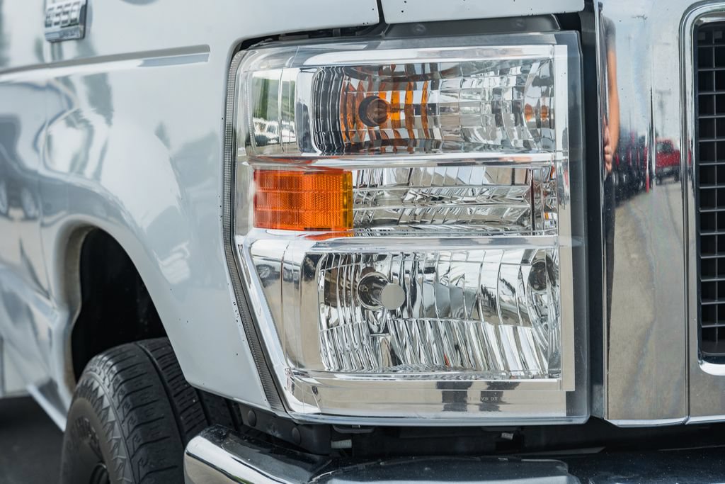 Certified 2021 Ford E-350 and Econoline 350 Super Duty w/ Power Windows & Locks Group RWD image 9