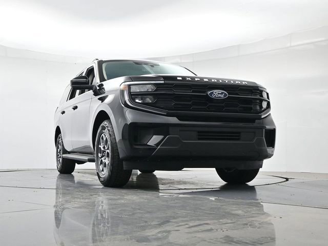 Certified 2025 Ford Expedition Active RWD image 35
