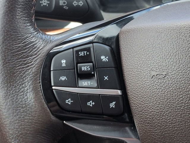 Certified 2022 Ford Explorer King Ranch w/ Technology Package AWD/4WD image 25