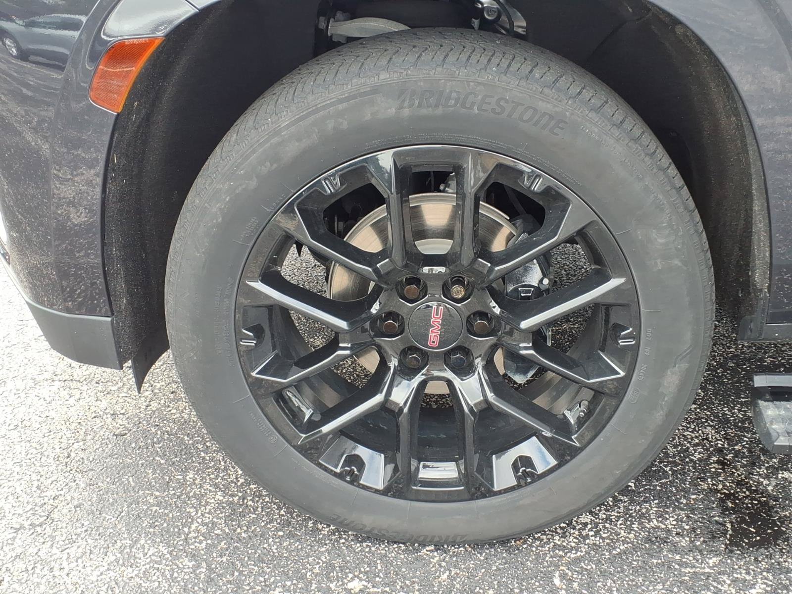 Used 2023 GMC Yukon Denali AWD/4WD image 20
