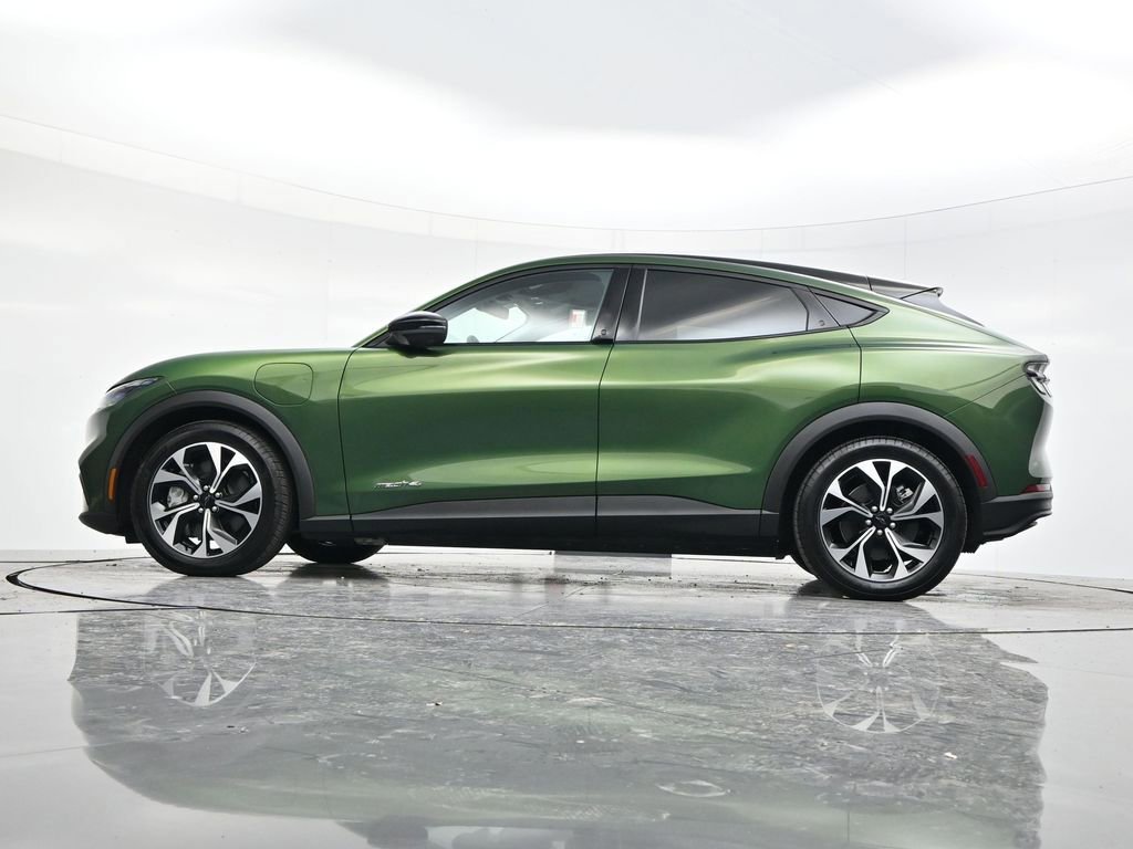 Certified 2025 Ford Mustang Mach-E Select w/ Comfort Package Lite image 5