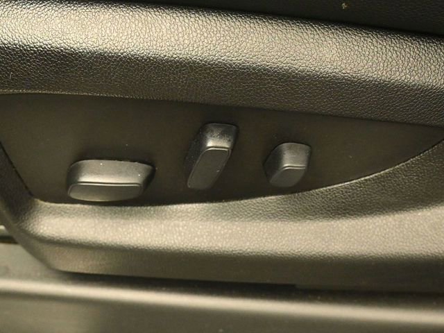 Used 2019 GMC Yukon XL SLT image 11