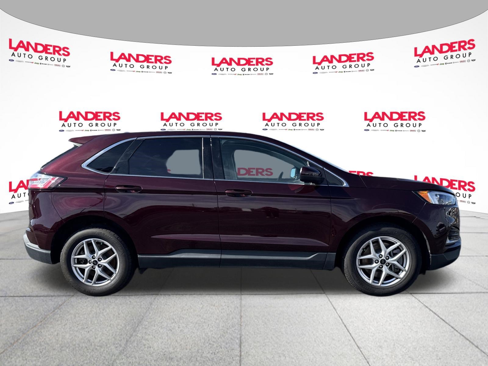 Certified 2024 Ford Edge SEL AWD/4WD image 2