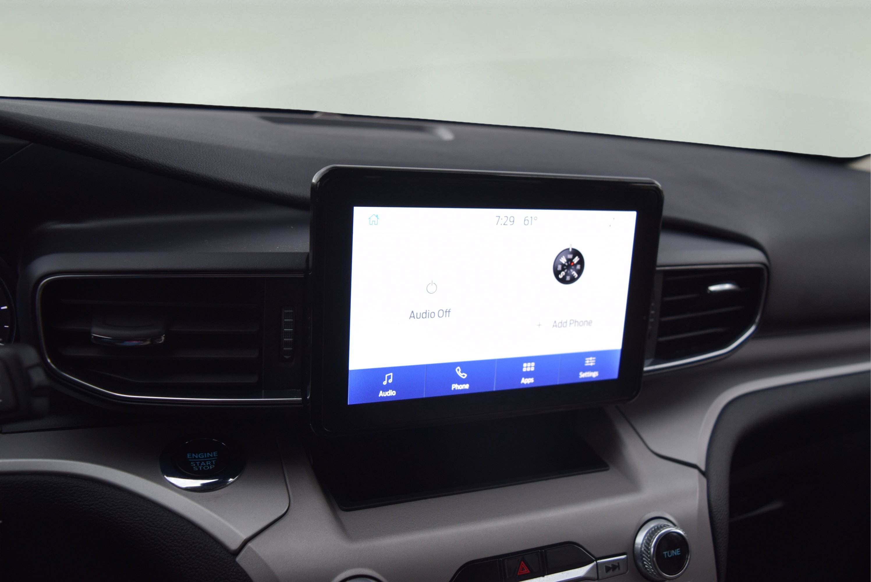 Certified 2023 Ford Explorer XLT w/ Equipment Group 202A image 14