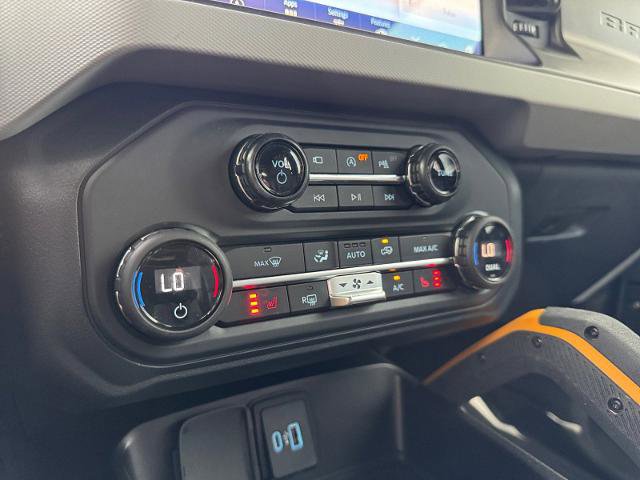 Certified 2023 Ford Bronco Badlands w/ Sasquatch Package image 26