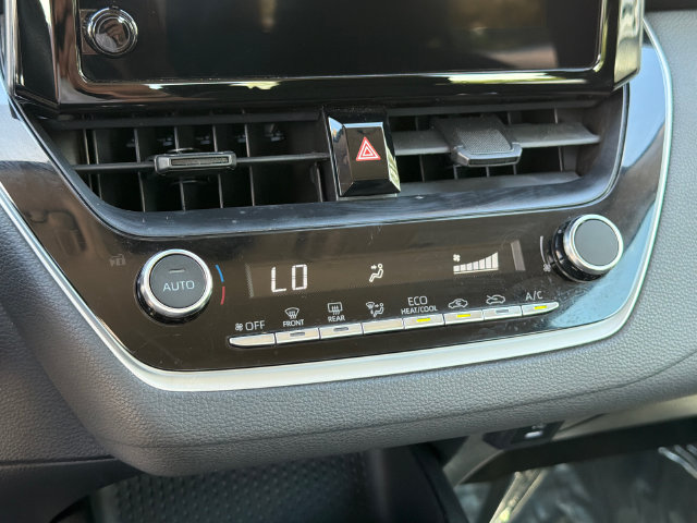Used 2024 Toyota Corolla LE FWD image 31