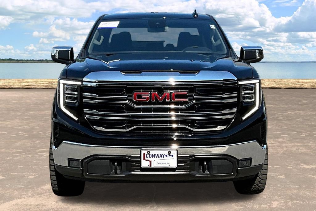 Used 2026 GMC Sierra 1500 SLT AWD/4WD image 2