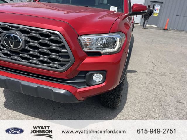 Used 2021 Toyota Tacoma TRD Off-Road w/ Technology Package AWD/4WD image 9