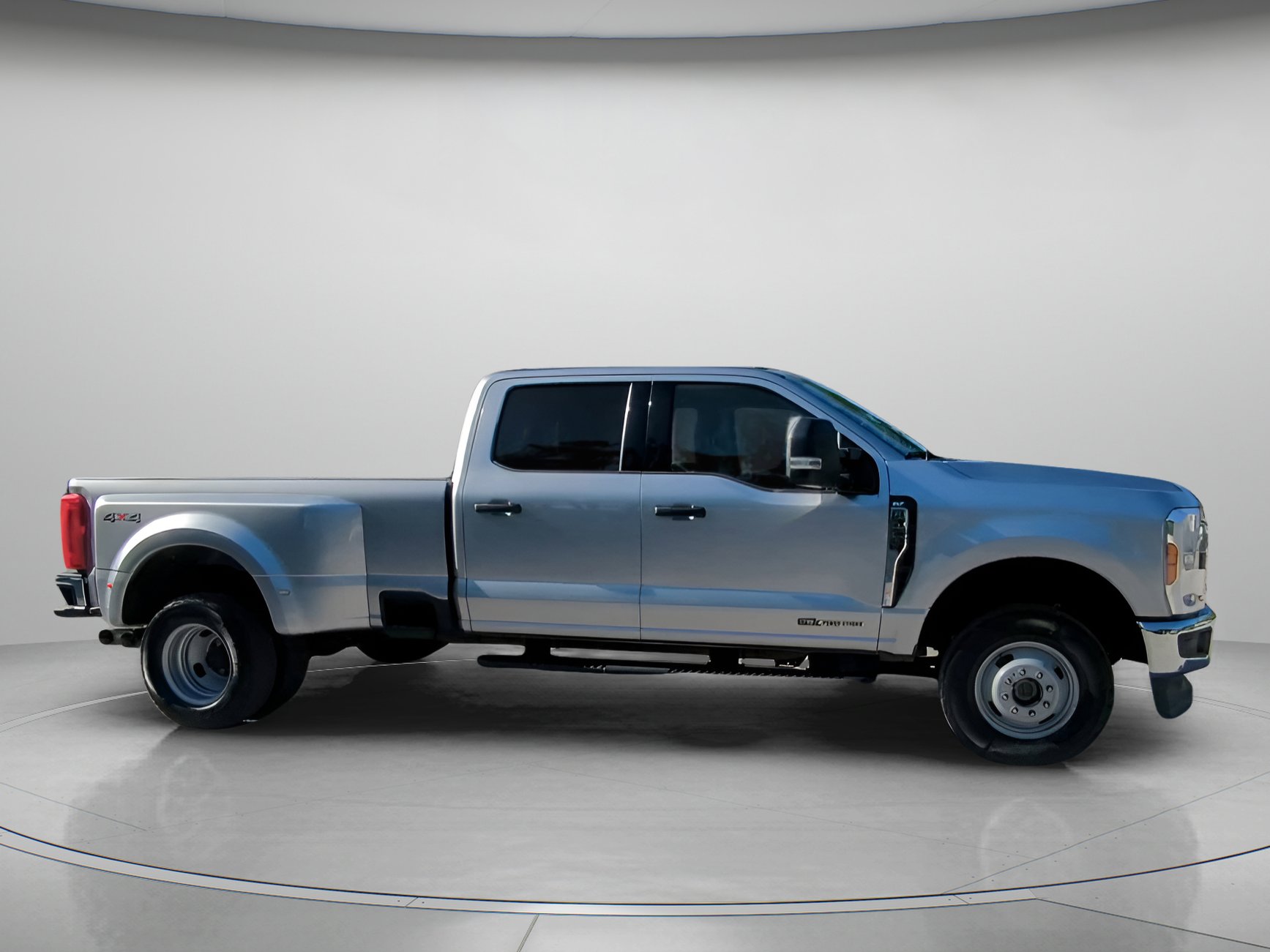 Certified 2024 Ford F350 XLT AWD/4WD image 34