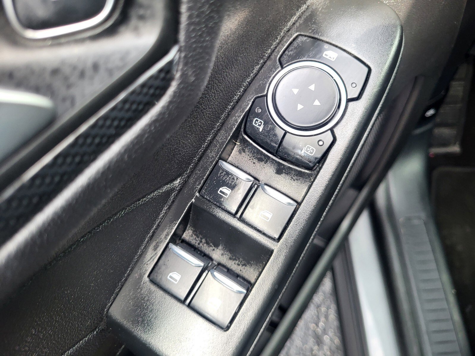 Certified 2025 Ford Escape ST-Line AWD/4WD image 18