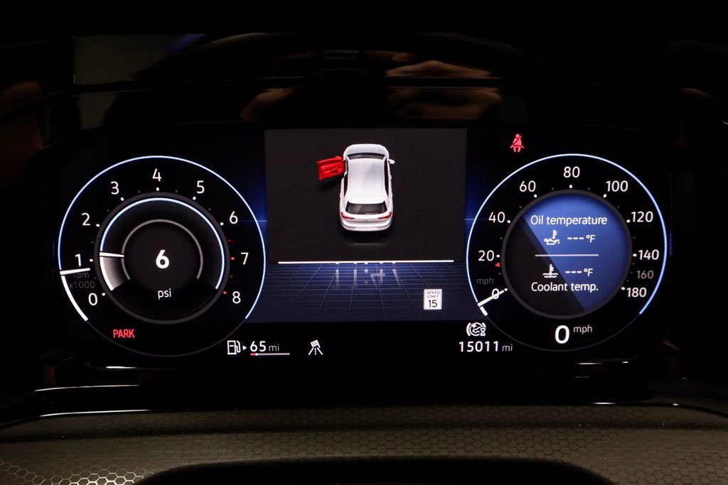 Used 2024 Volkswagen GTI SE FWD image 29