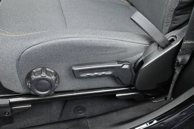 Used 2024 Jeep Wrangler Sport AWD/4WD image 12