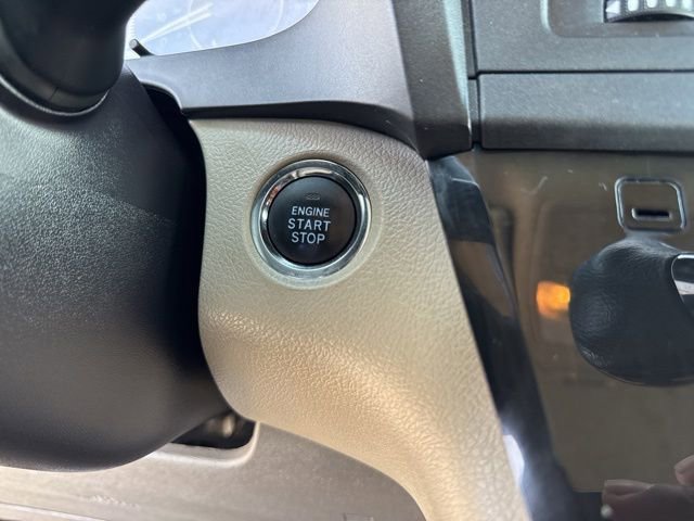 Used 2017 Toyota Sienna XLE w/ XLE Navigation Package AWD/4WD image 23