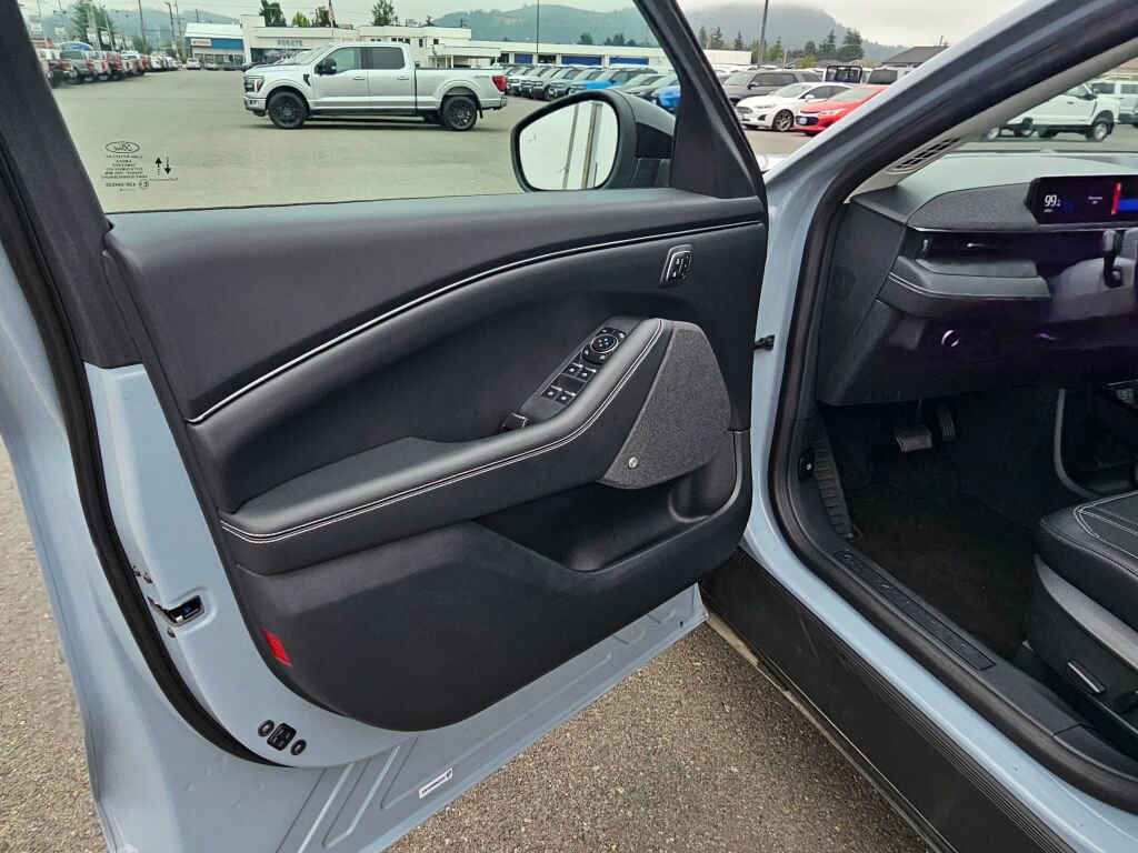 Certified 2024 Ford Mustang Mach-E Premium image 15