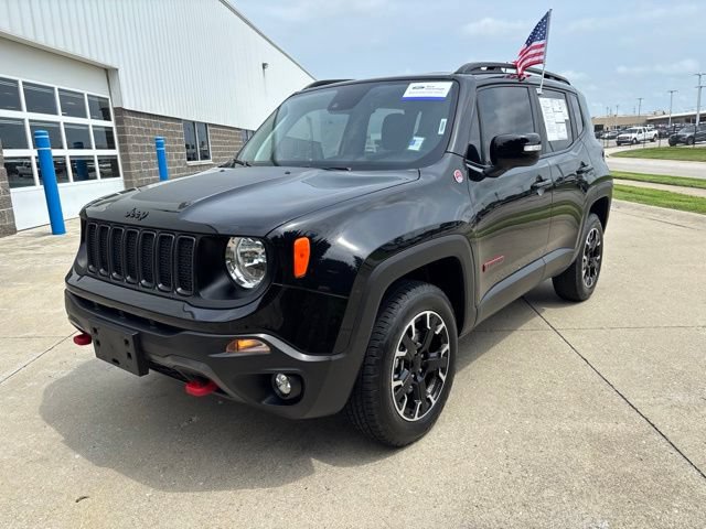 Used 2023 Jeep Renegade Trailhawk AWD/4WD image 4