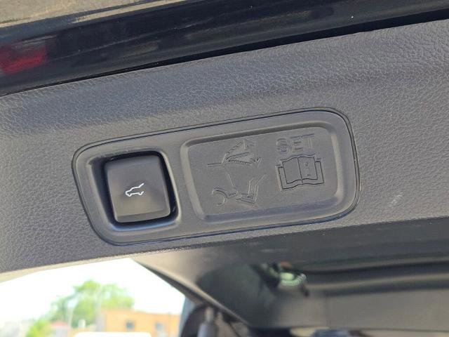 Certified 2023 Ford Expedition Limited image 16