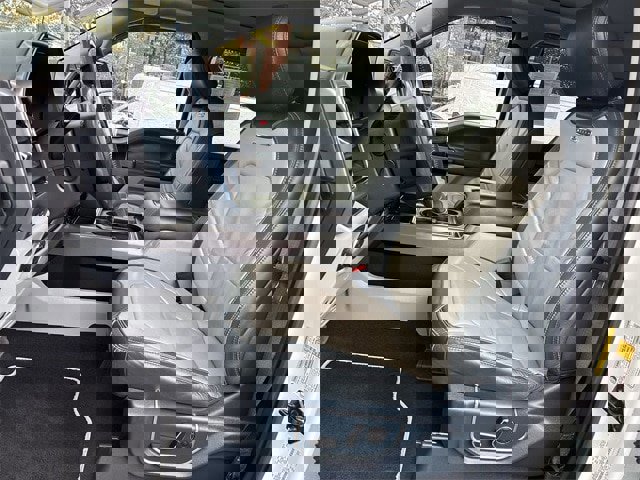 Certified 2022 Ford F450 Limited w/ FX4 Off-Road Package image 3