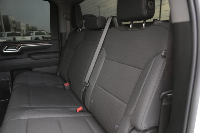 Used 2025 Chevrolet Silverado 3500 LT image 13