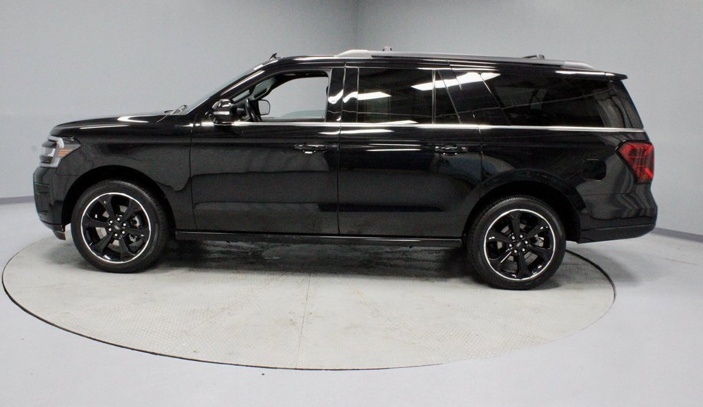 Certified 2022 Ford Expedition Max Limited image 2