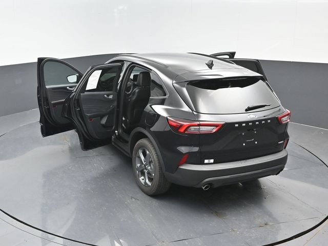 Certified 2025 Ford Escape ST-Line AWD/4WD image 24