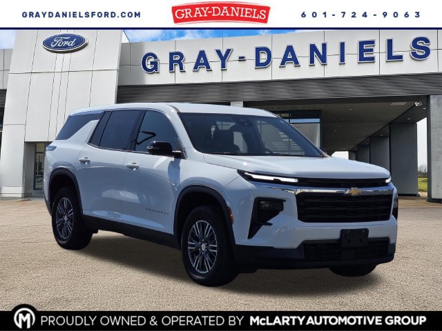 Used 2024 Chevrolet Traverse LS FWD 360° Tour