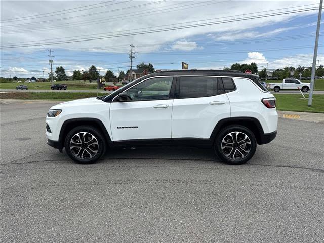 Used 2024 Jeep Compass Limited AWD/4WD image 8