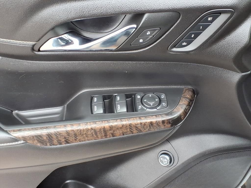 Used 2023 GMC Acadia Denali image 17