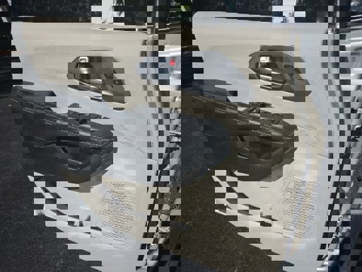 Used 2024 Chrysler Pacifica Touring-L image 19