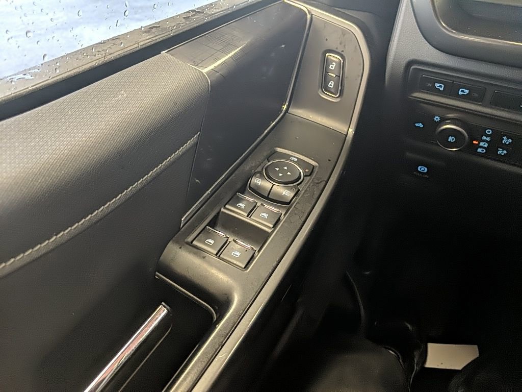 Certified 2022 Ford F150 XLT w/ Equipment Group 302A High image 25