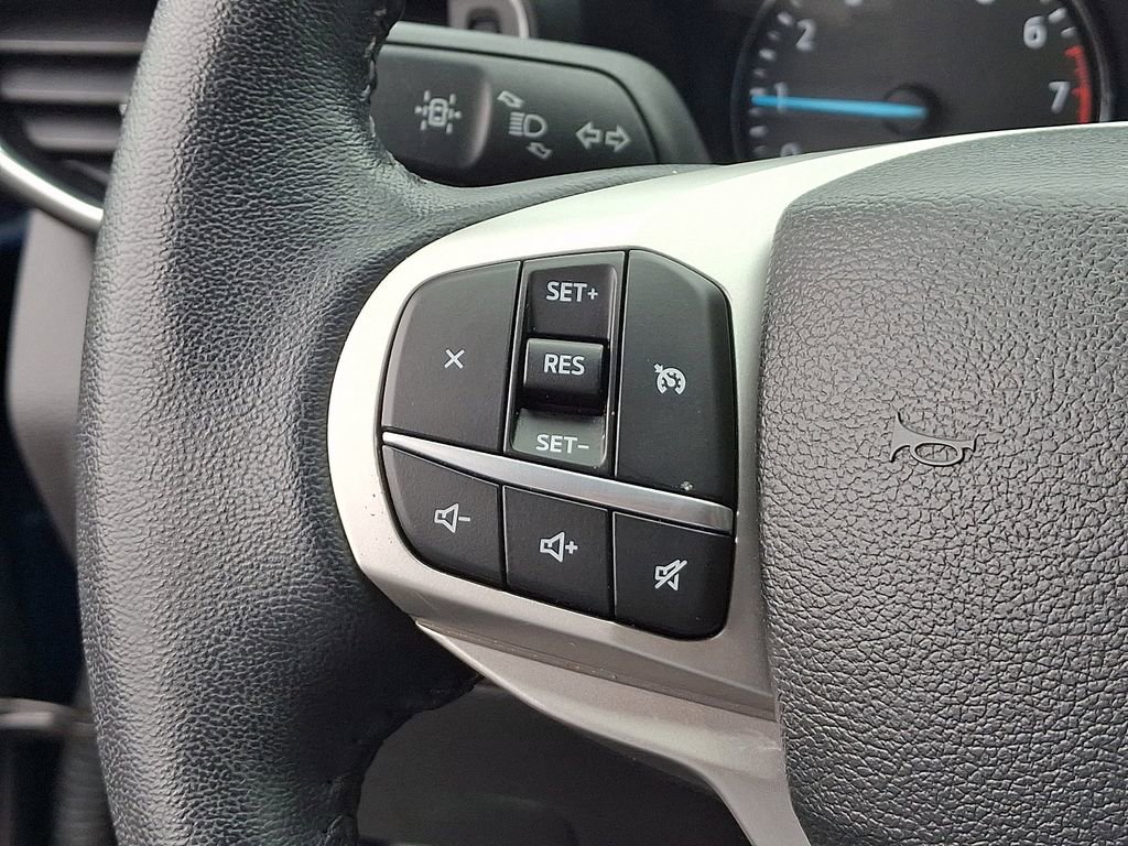 Certified 2022 Ford Explorer XLT w/ Equipment Group 202A AWD/4WD image 20