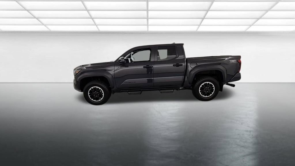 Used 2024 Toyota Tacoma TRD Off-Road AWD/4WD image 5
