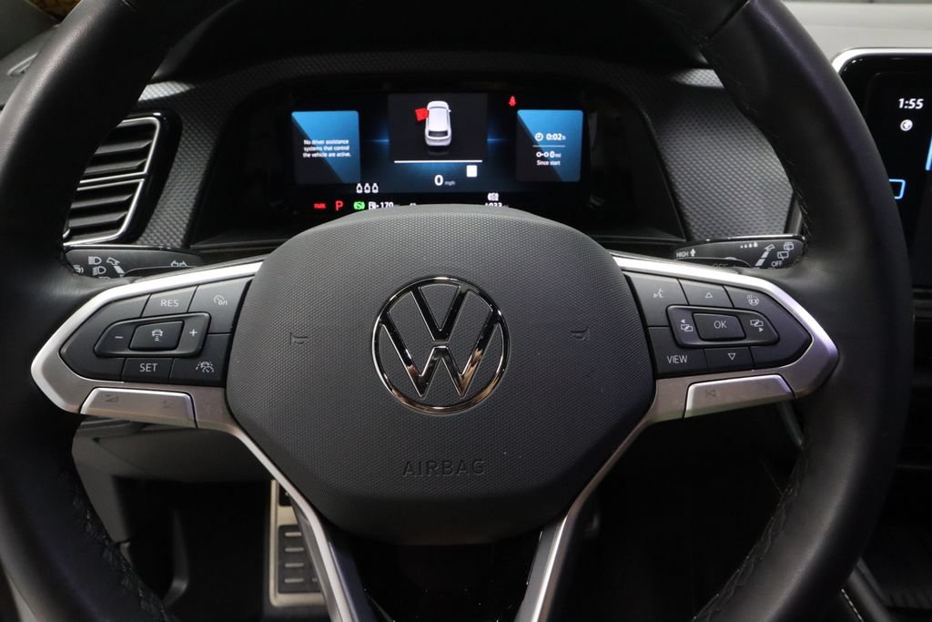 Used 2025 Volkswagen Atlas Cross Sport SEL Premium R-Line AWD/4WD image 30