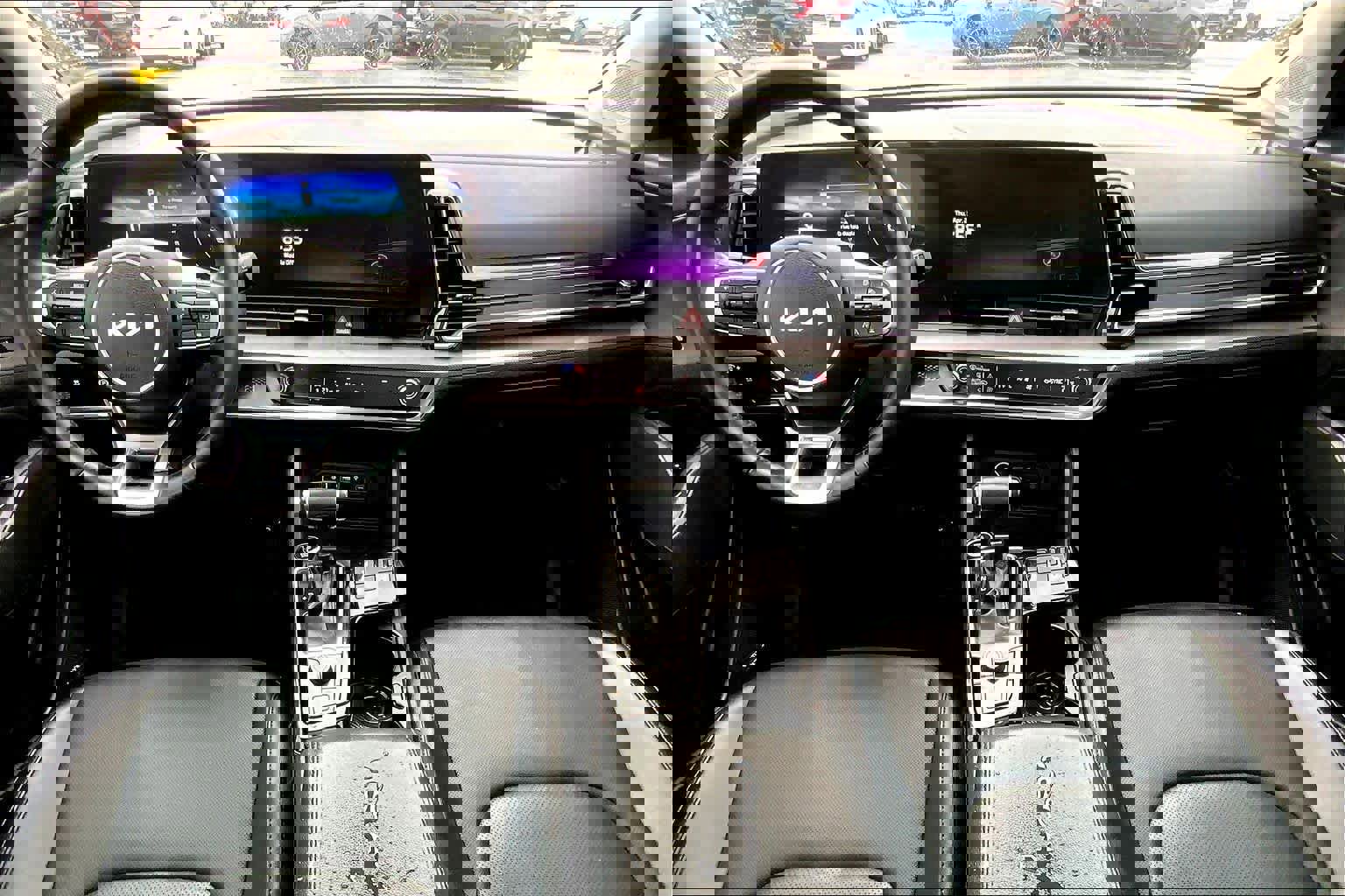 Used 2024 Kia Sportage SX image 14