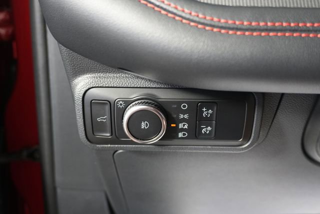 Certified 2025 Ford Explorer ST image 18