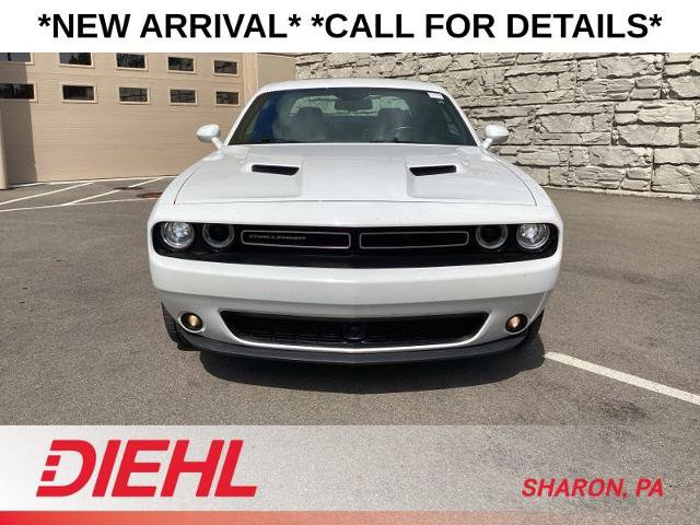 Used 2019 Dodge Challenger SXT w/ Plus Package AWD/4WD image 2