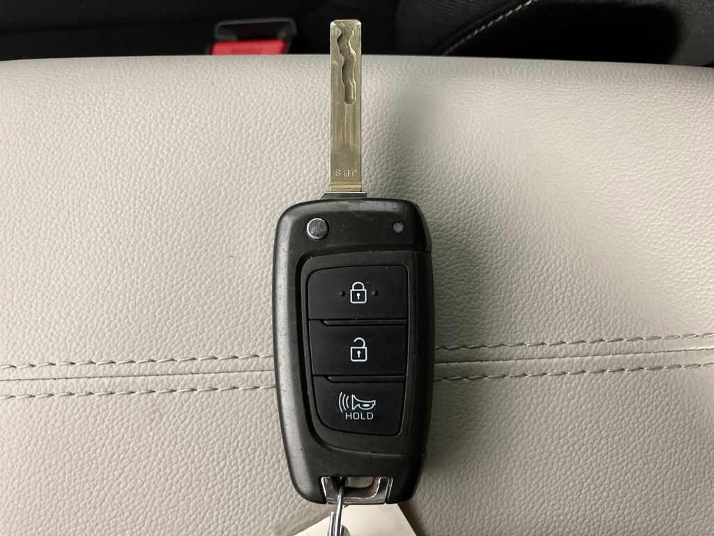 Used 2024 Hyundai Tucson SE image 31