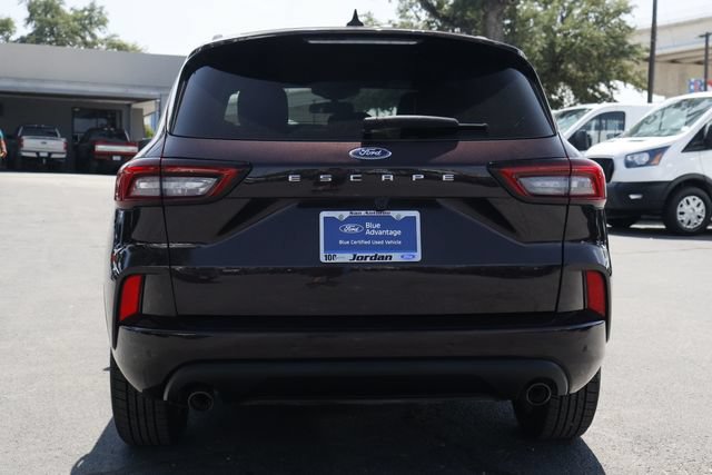 Certified 2023 Ford Escape ST-Line w/ Tech Pack #1 FWD image 9