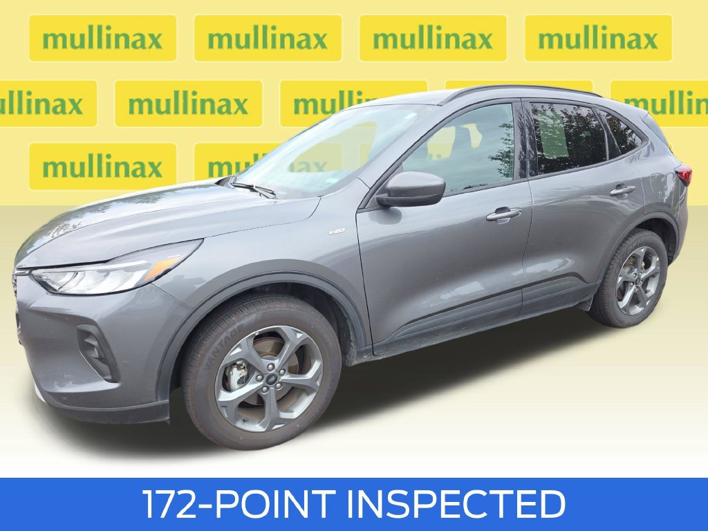 Certified 2025 Ford Escape ST-Line Select AWD/4WD image 15