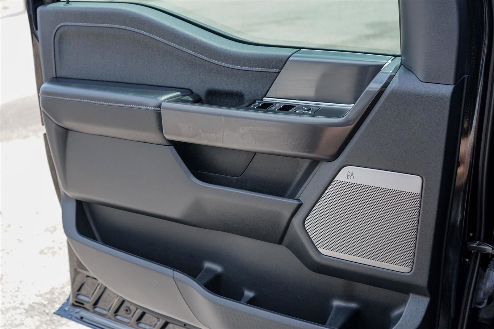 Certified 2024 Ford F150 Lariat w/ FX4 Off-Road Package image 20