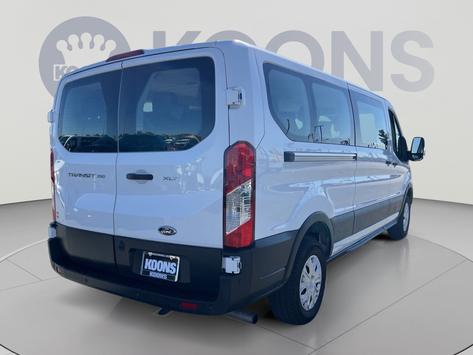 Certified 2025 Ford Transit 350 XLT RWD image 5