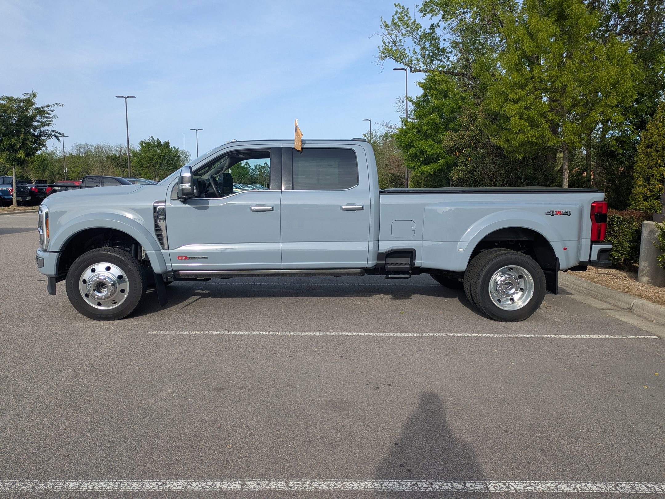 Certified 2025 Ford F450 Platinum w/ Platinum Plus Package AWD/4WD image 7
