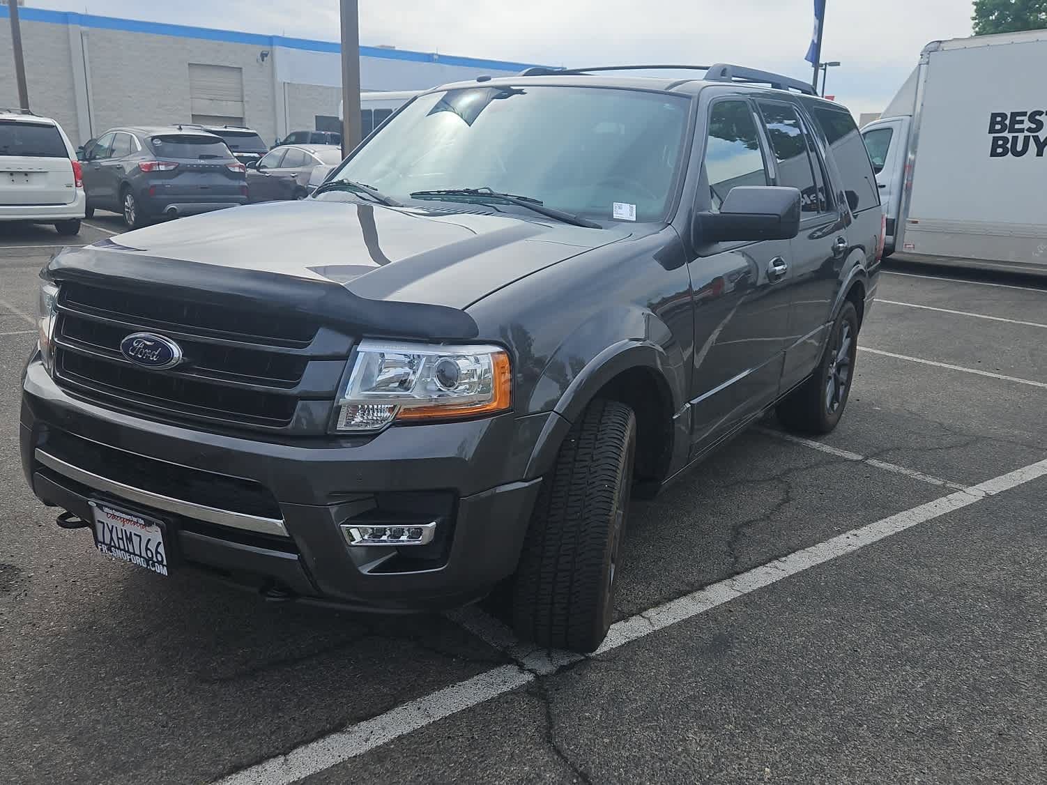 Certified 2017 Ford Expedition Limited w/ Equipment Group 301A AWD/4WD image 1