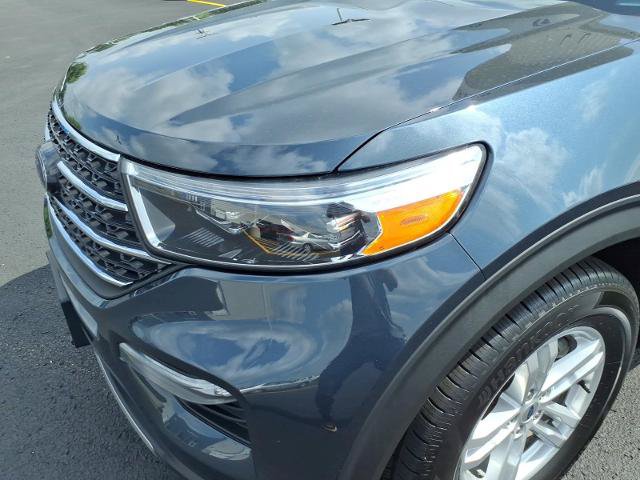 Certified 2023 Ford Explorer XLT w/ Equipment Group 202A AWD/4WD image 9