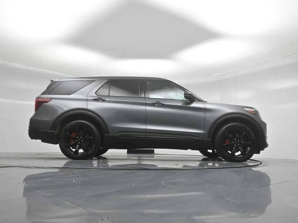 Certified 2021 Ford Explorer ST w/ Equipment Group 401A AWD/4WD image 48