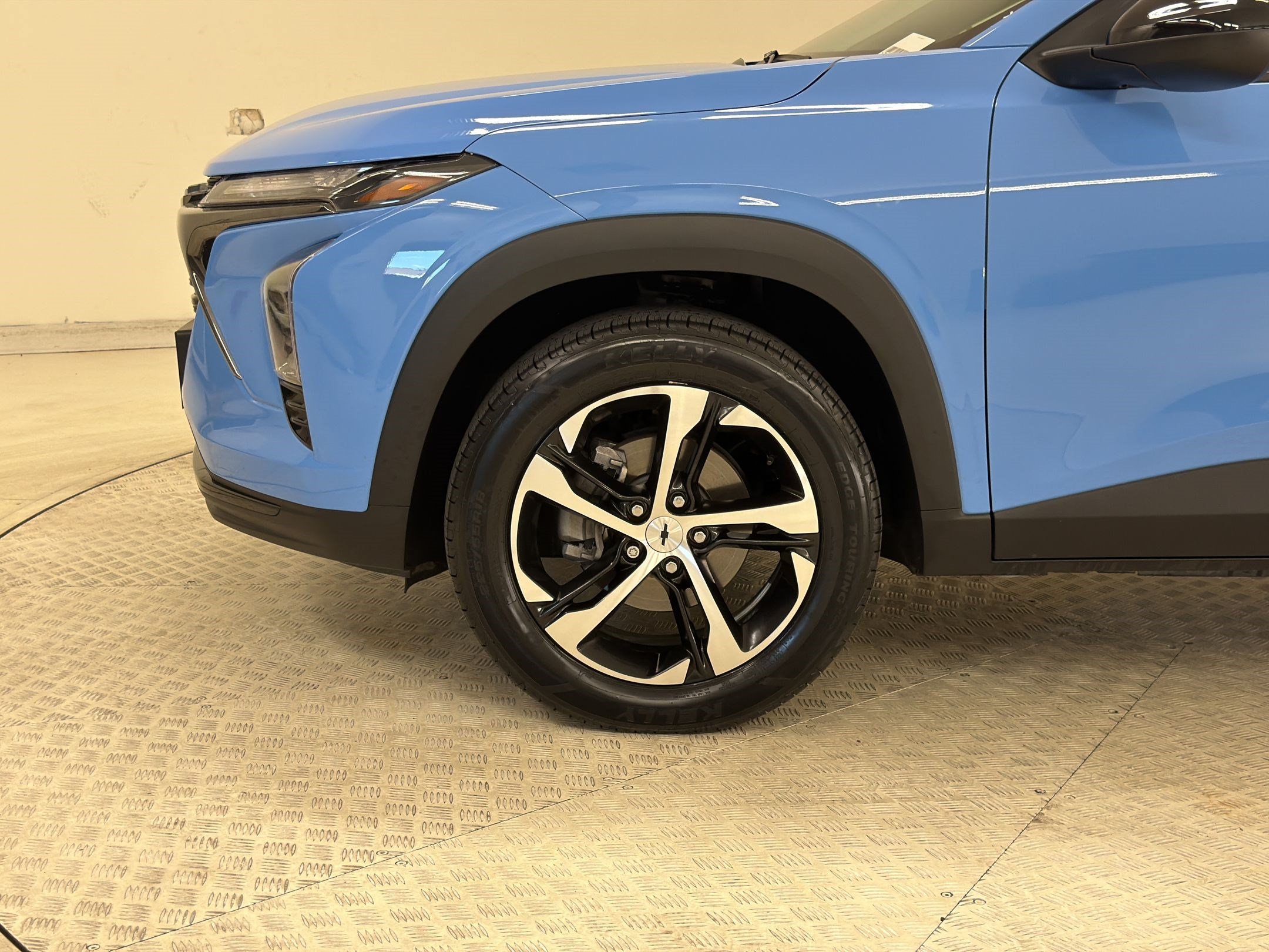 Used 2024 Chevrolet Trax RS w/ Driver Confidence Package FWD image 12