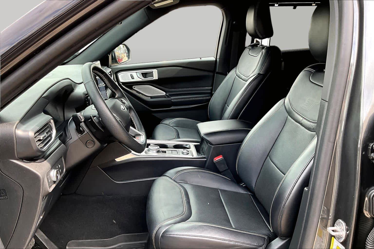Certified 2020 Ford Explorer ST w/ ST Street Pack AWD/4WD image 8